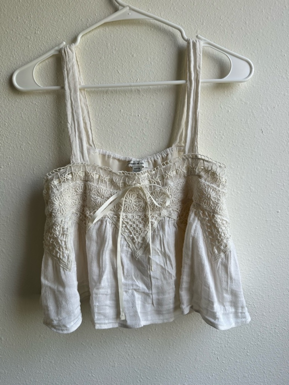 🔥 American Eagle Ivory Crochet Lace Strappy Cami Top - Small